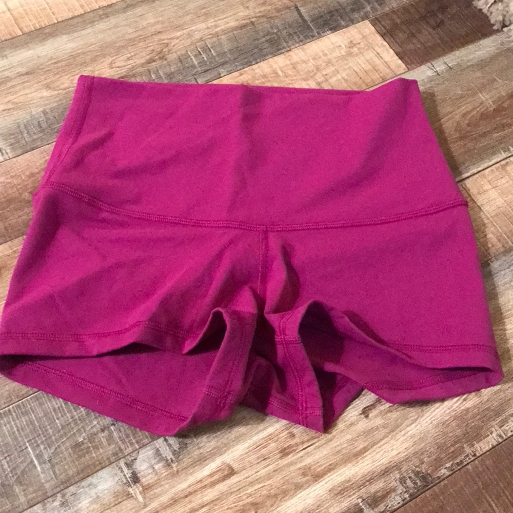 Lululemon Boogie Short Size 6